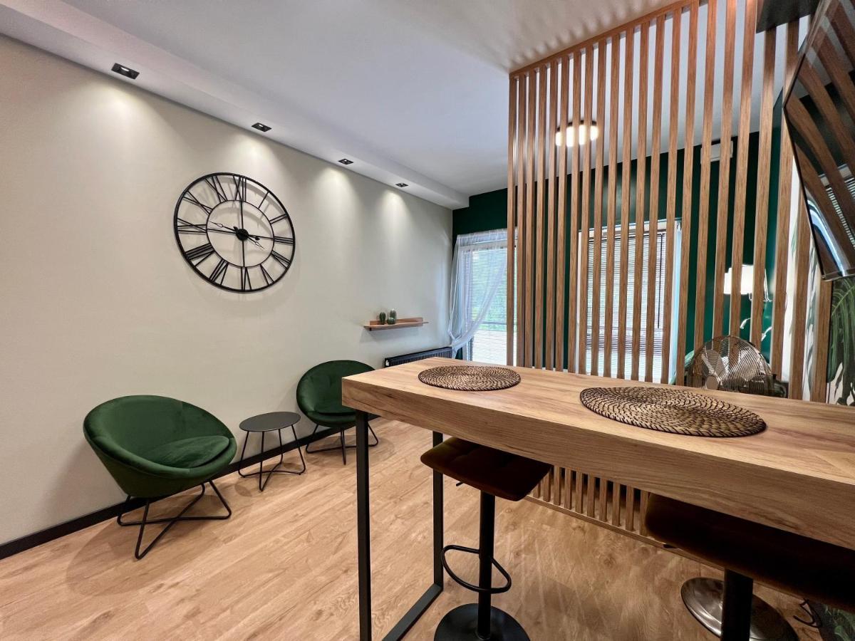 Apartament Spot Klonowa Кельце Екстер'єр фото