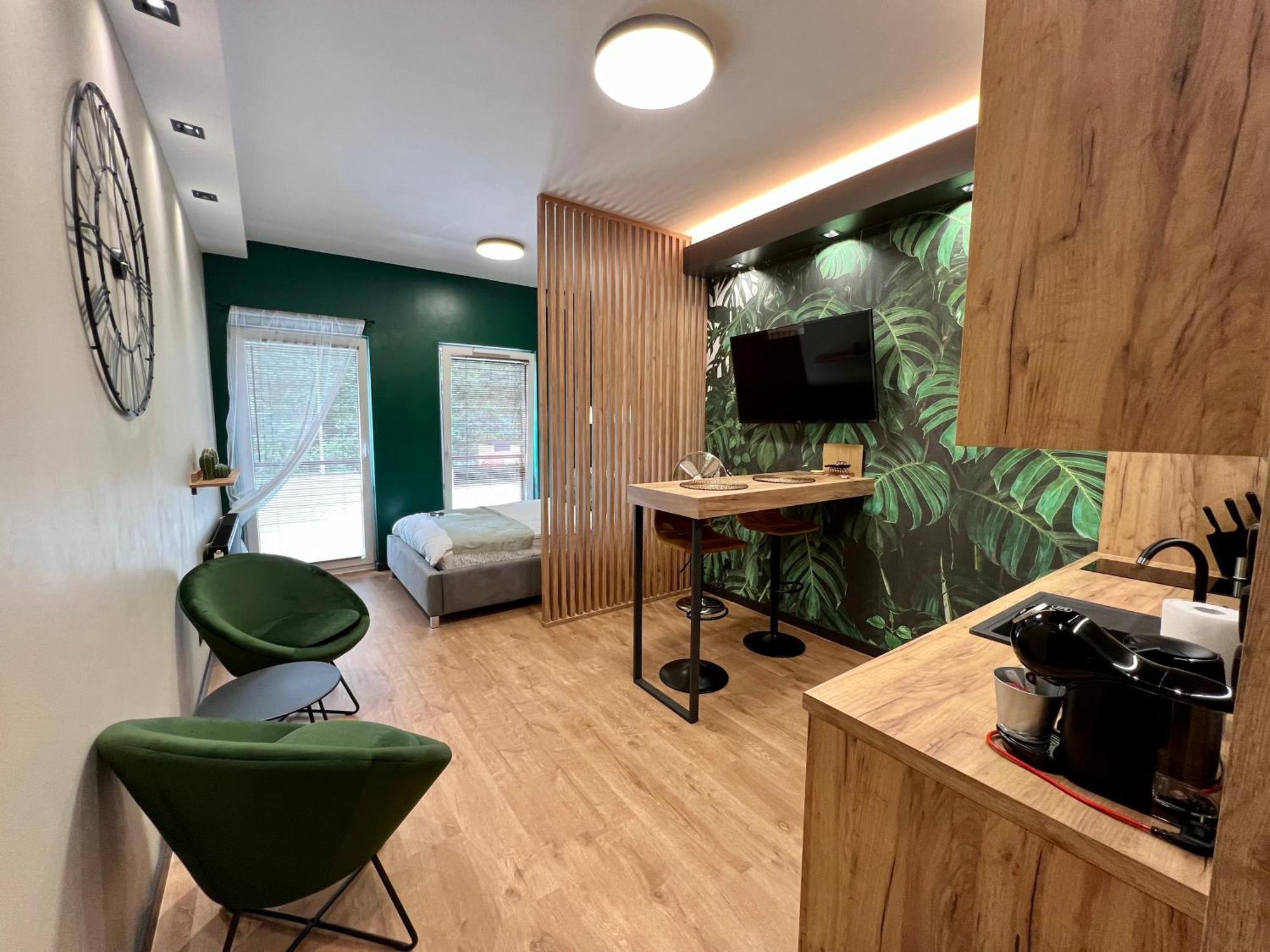Apartament Spot Klonowa Кельце Екстер'єр фото